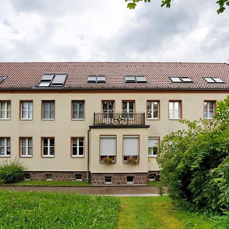 Gaestewohnung Am Schwanenteich Митвайда Экстерьер фото